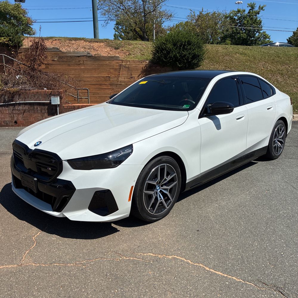 2024 BMW i5 M60