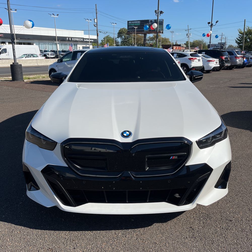 2024 BMW i5 M60