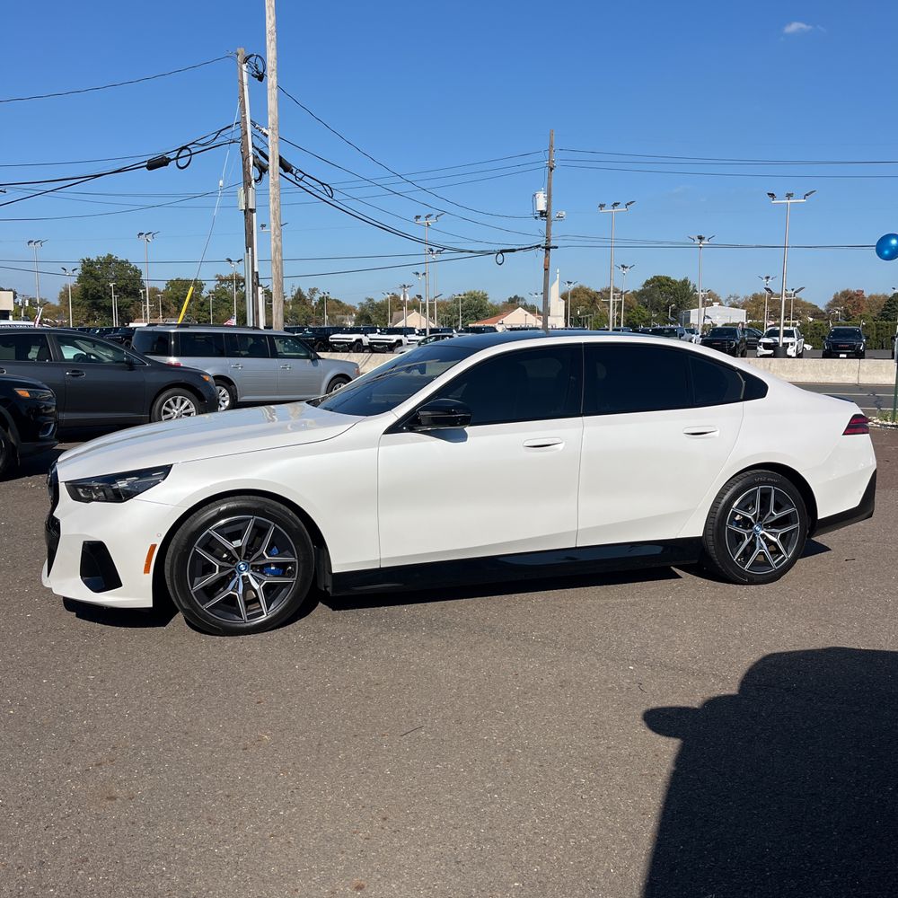 2024 BMW i5 M60