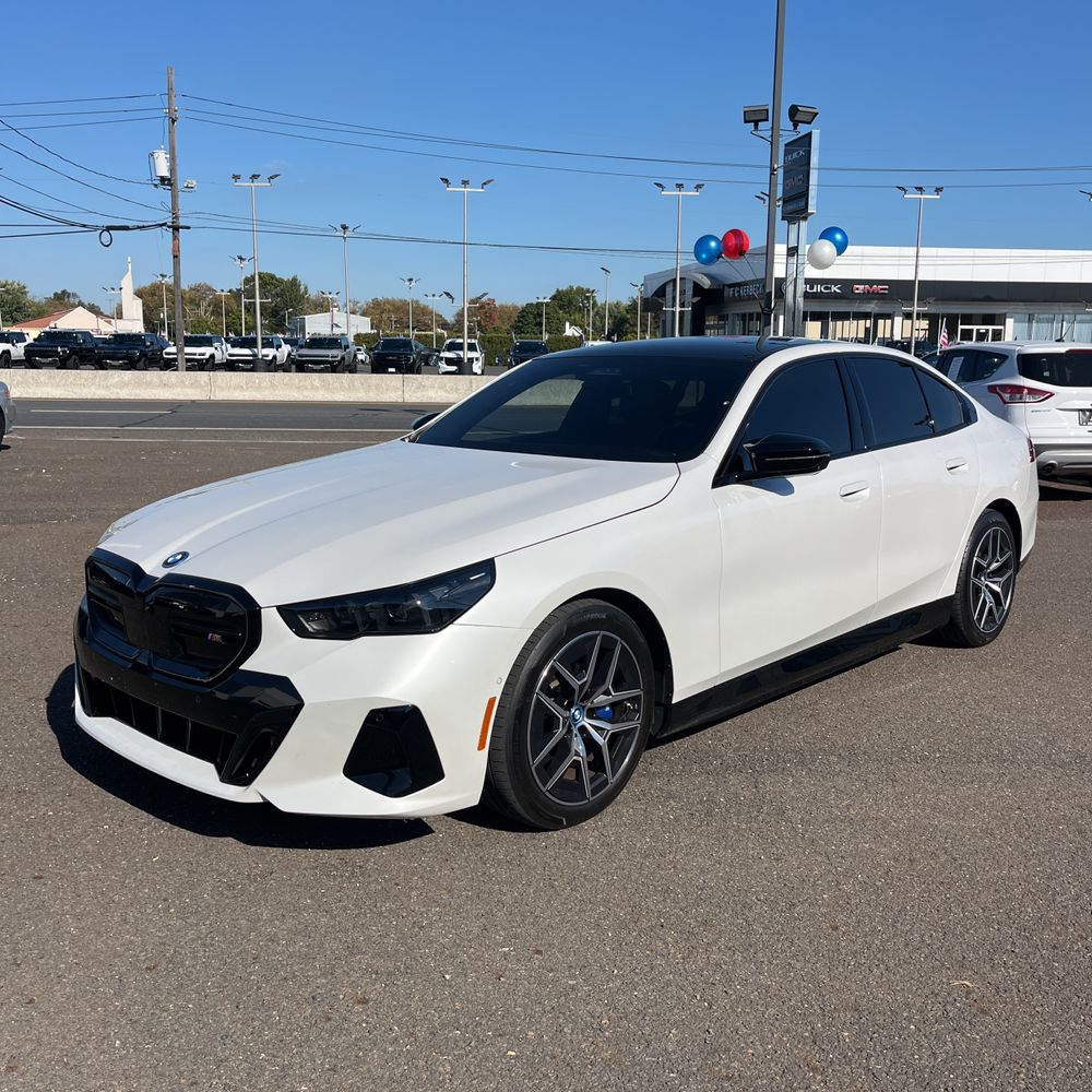 2024 BMW i5 M60