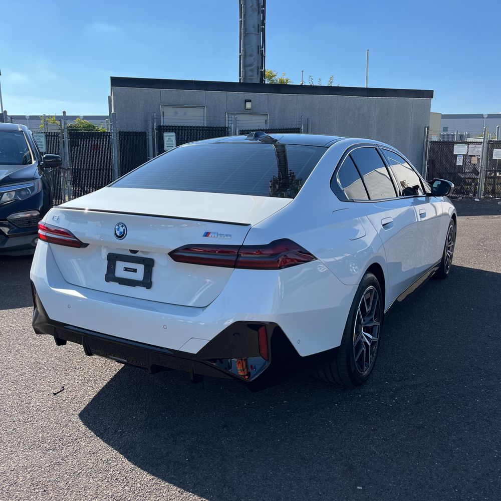 2024 BMW i5 M60