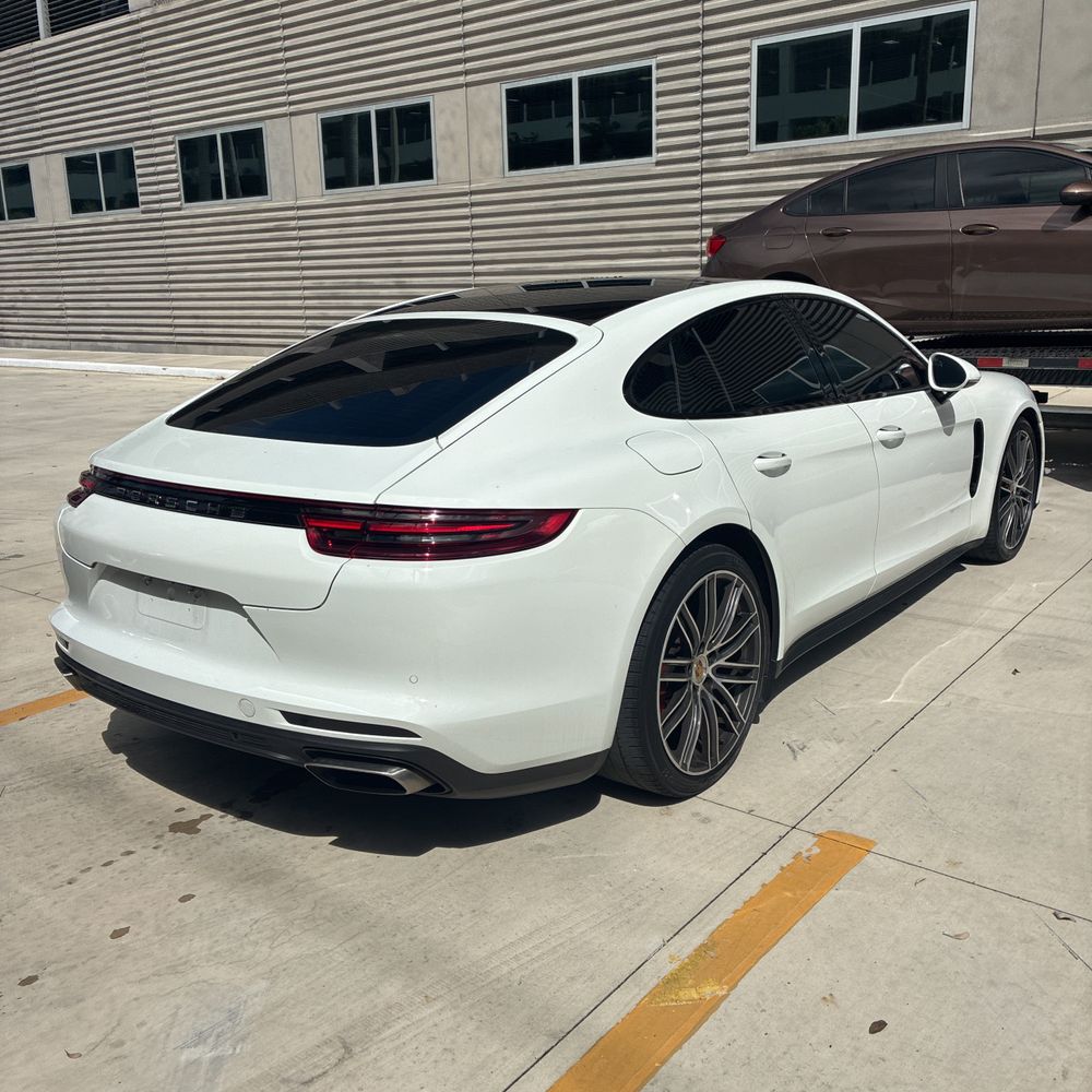 2020 Porsche Panamera Base