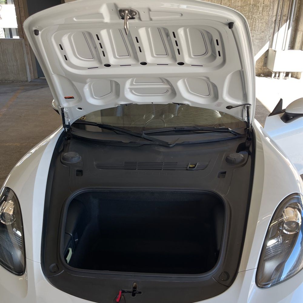 2018 Porsche 718 Cayman Base
