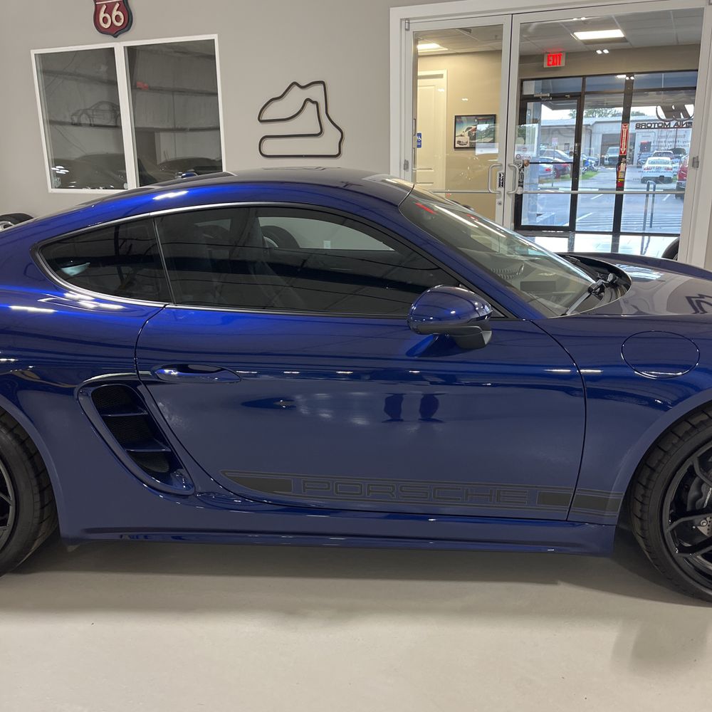 2024 Porsche 718 Cayman Style Edition