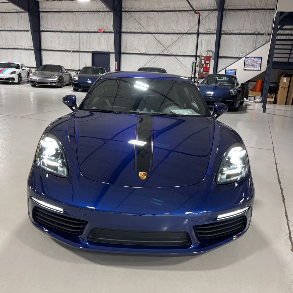 2024 Porsche 718 Cayman Style Edition