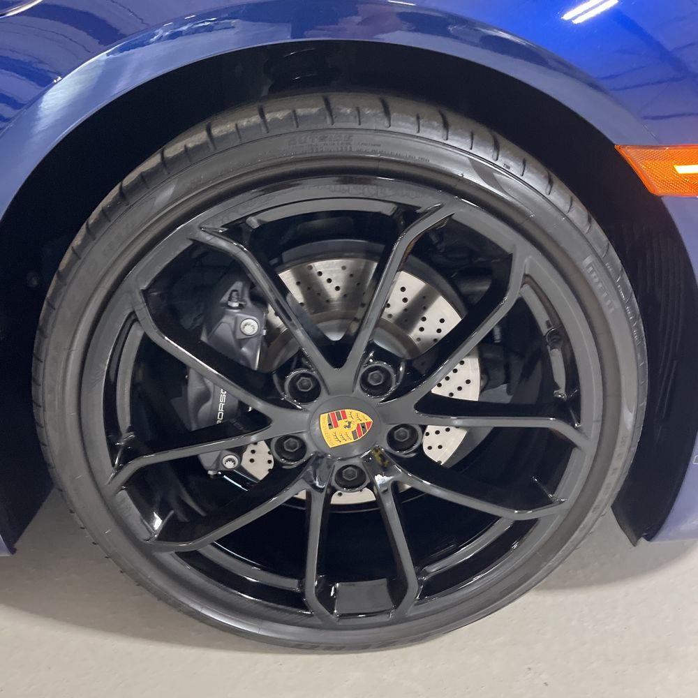 2024 Porsche 718 Cayman Style Edition