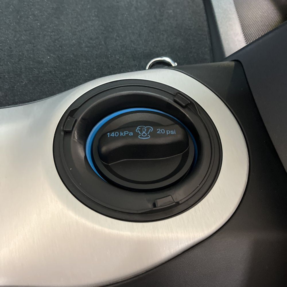 2024 Porsche 718 Cayman Style Edition