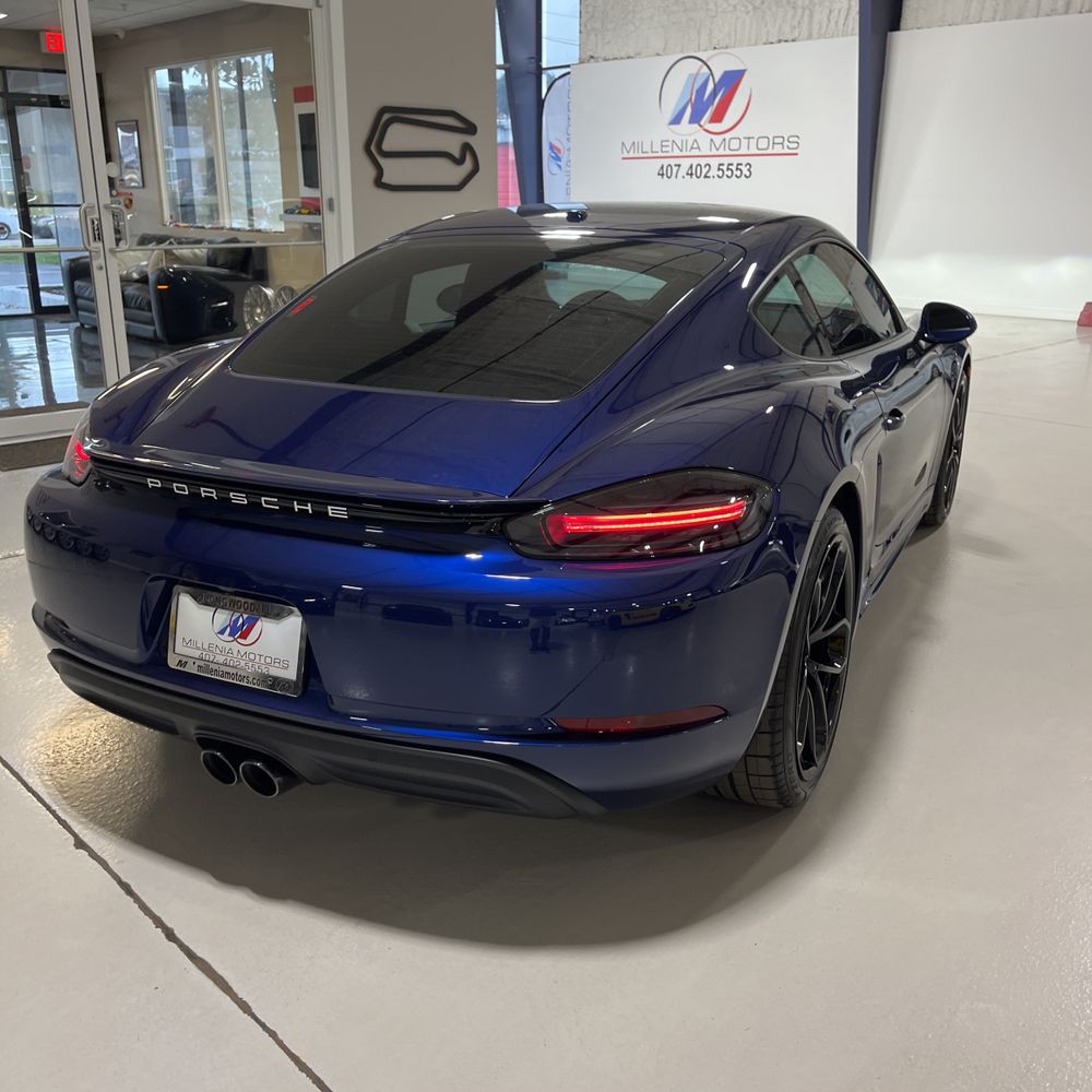 2024 Porsche 718 Cayman Style Edition