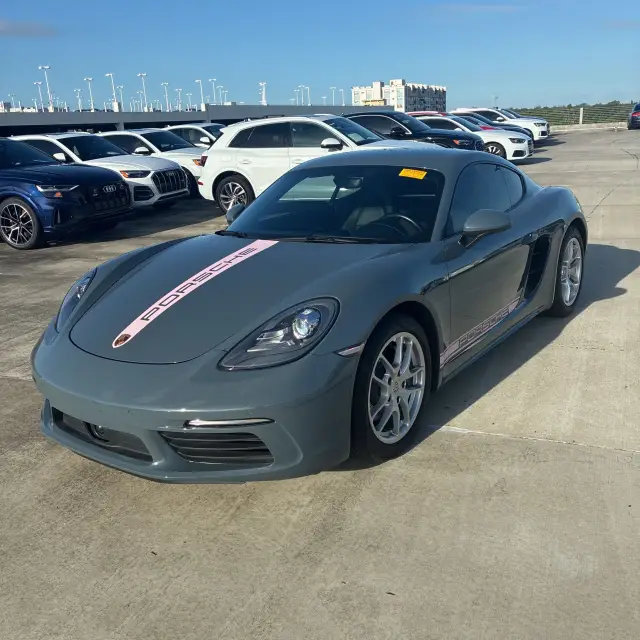 2017 Porsche 718 Cayman