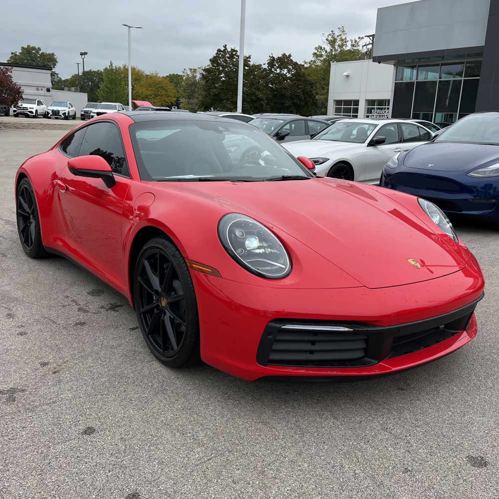 2021 Porsche 911 Carrera