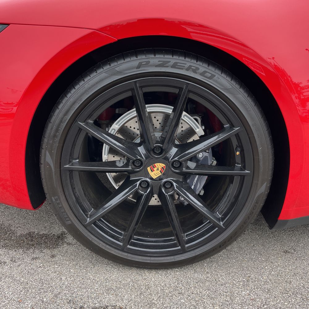2021 Porsche 911 Carrera