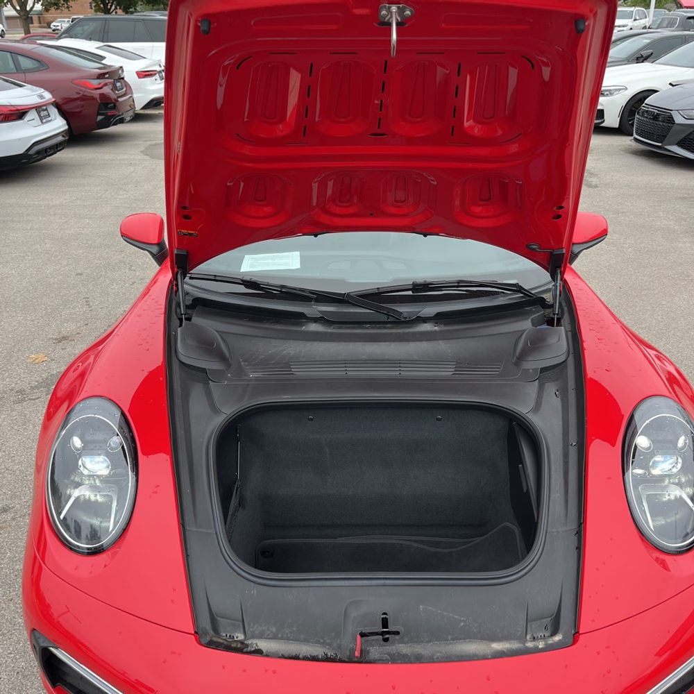 2021 Porsche 911 Carrera