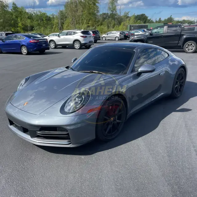 2025 Porsche 911 Carrera