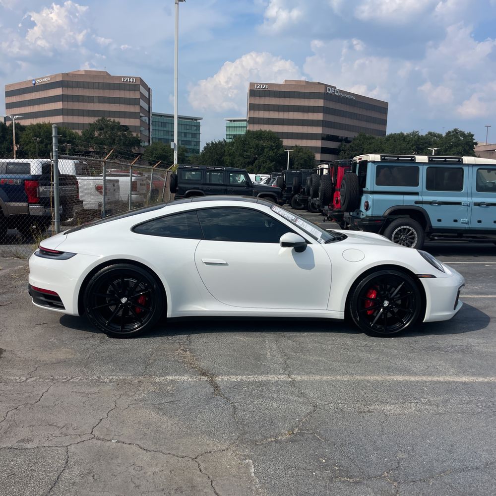2024 Porsche 911 Carrera