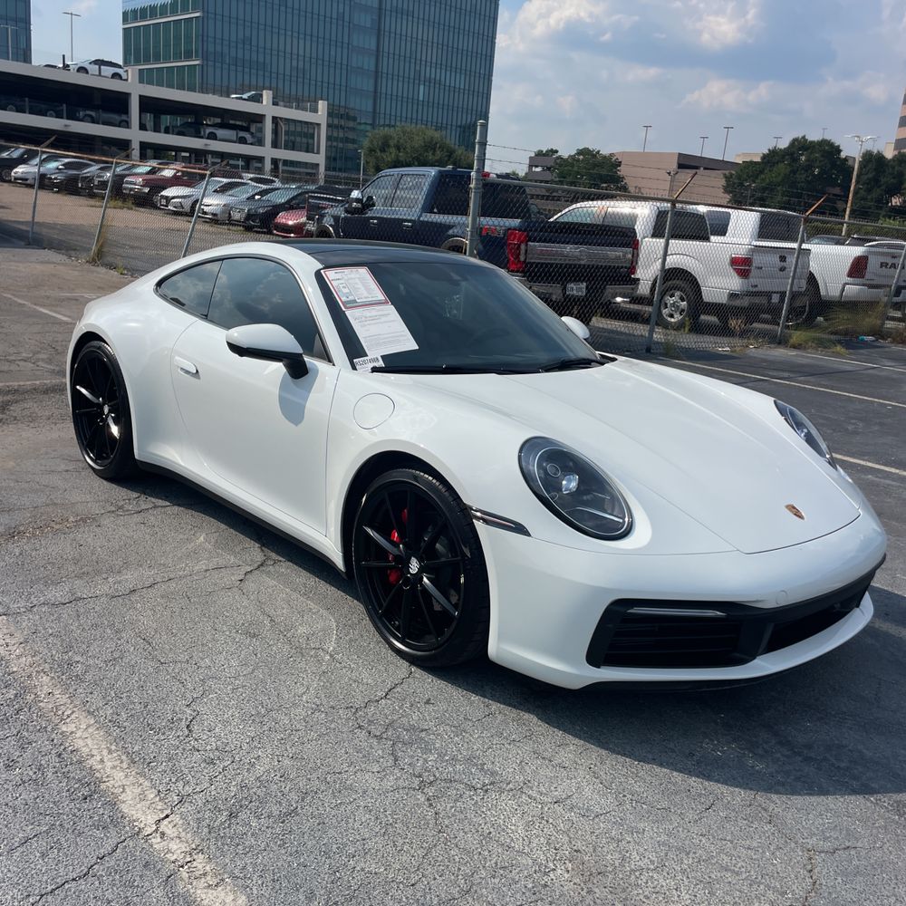 2024 Porsche 911 Carrera