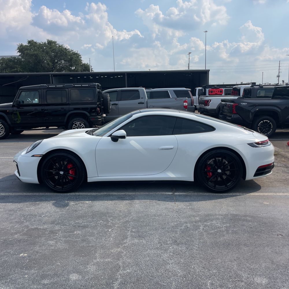 2024 Porsche 911 Carrera