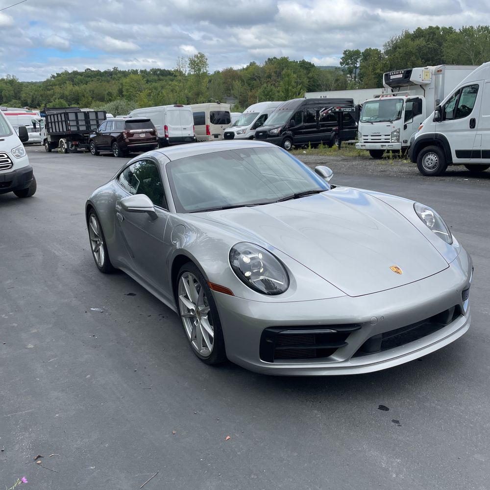 2021 Porsche 911 Carrera