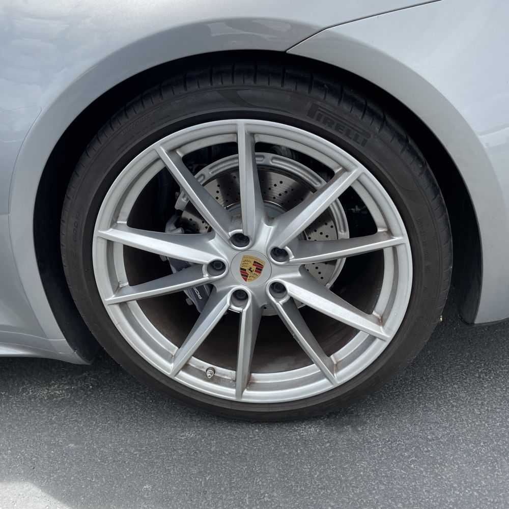 2021 Porsche 911 Carrera
