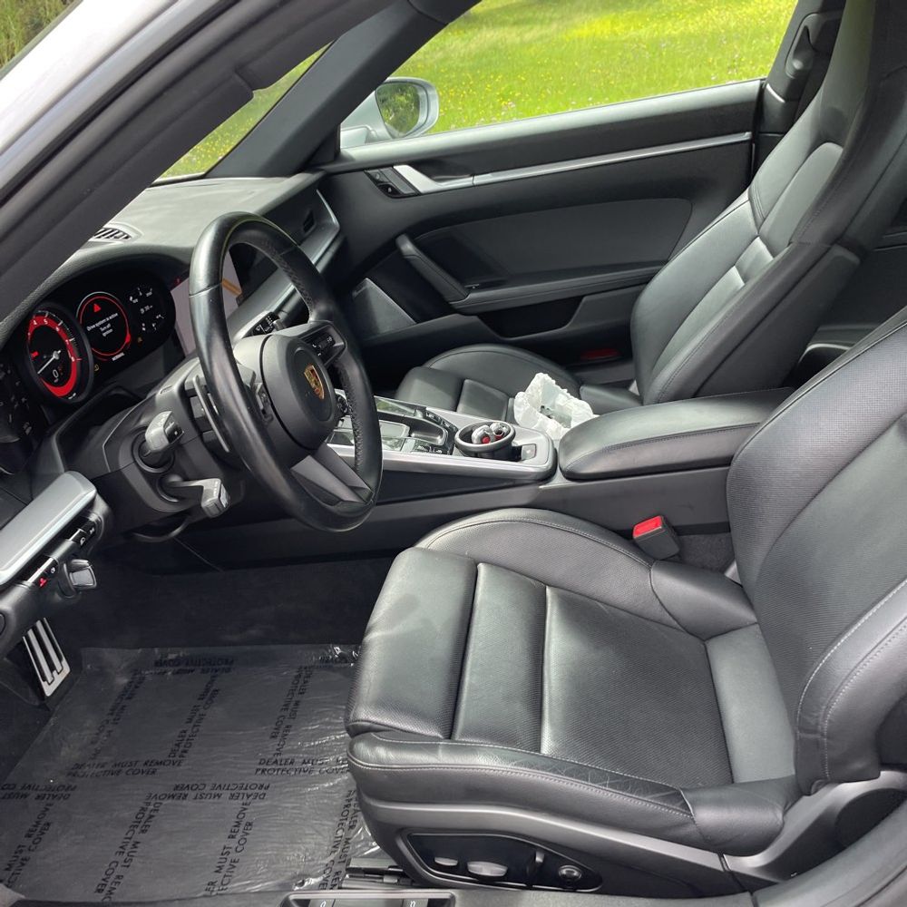 2021 Porsche 911 Carrera