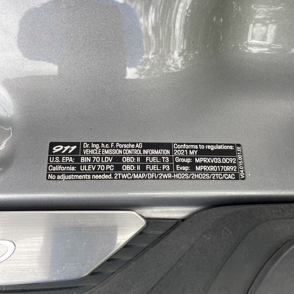 2021 Porsche 911 Carrera