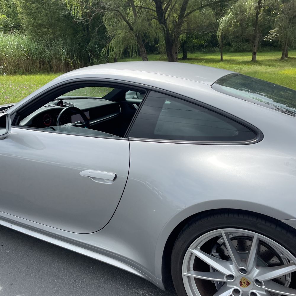 2021 Porsche 911 Carrera