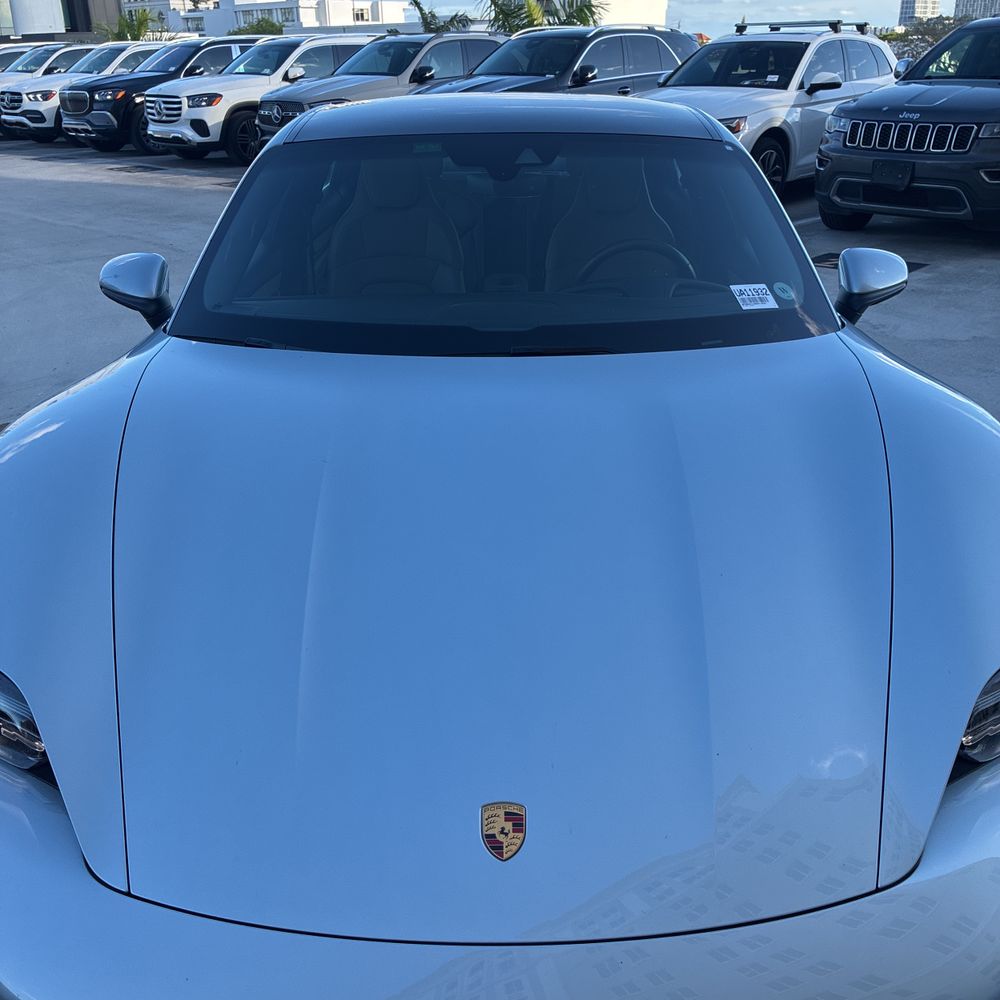 2022 Porsche Taycan Base