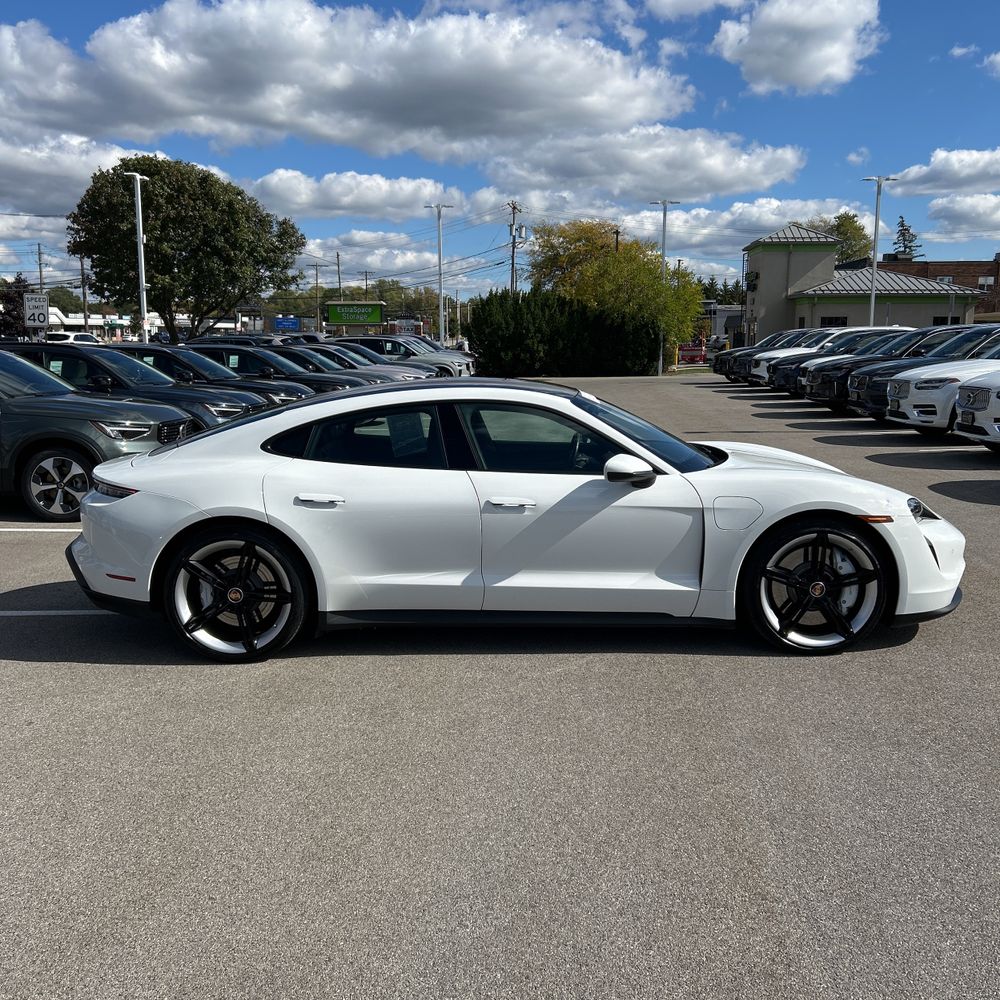 2021 Porsche Taycan Base