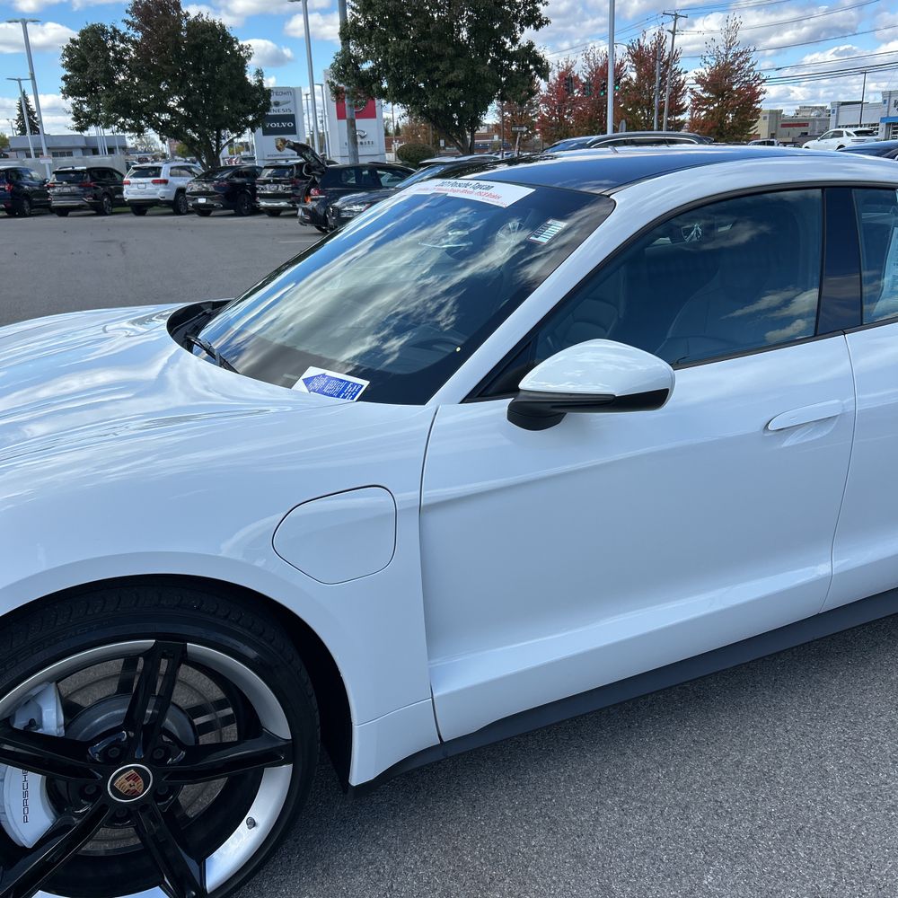 2021 Porsche Taycan Base