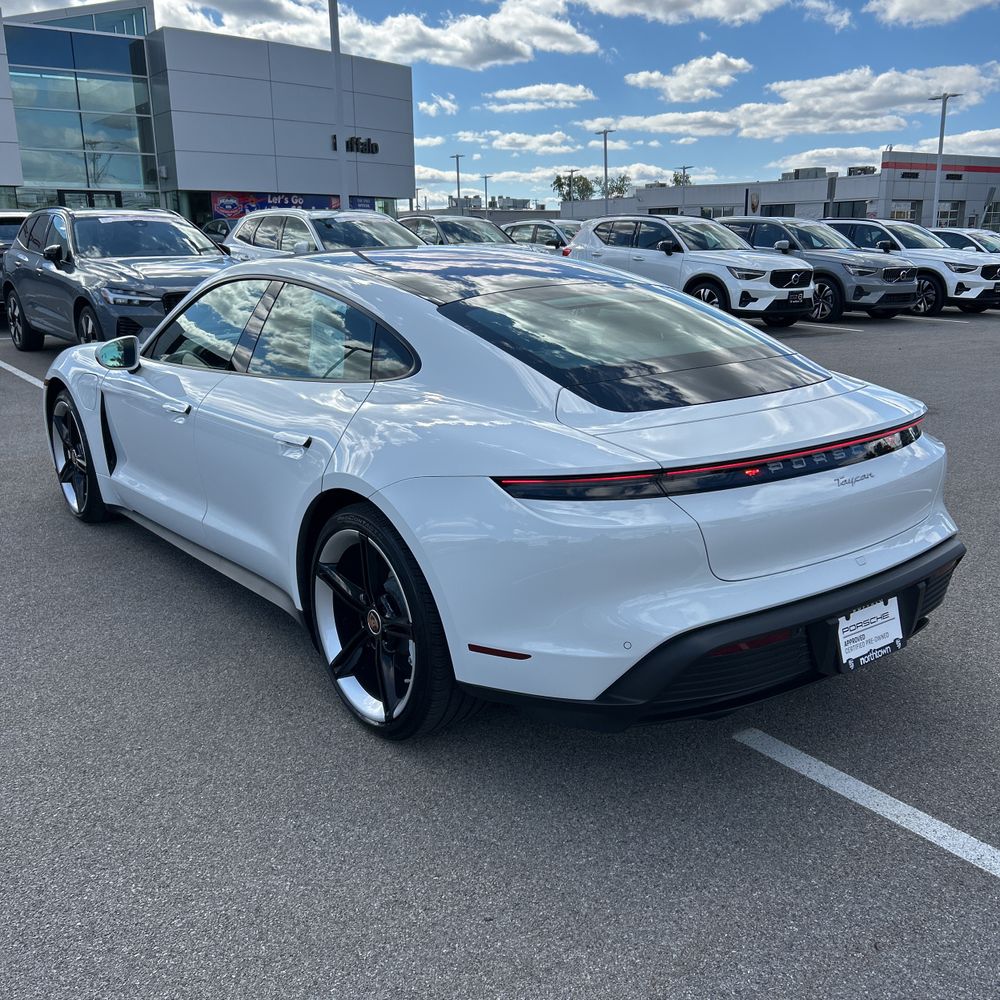 2021 Porsche Taycan Base