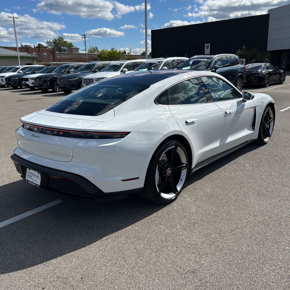 2021 Porsche Taycan Base