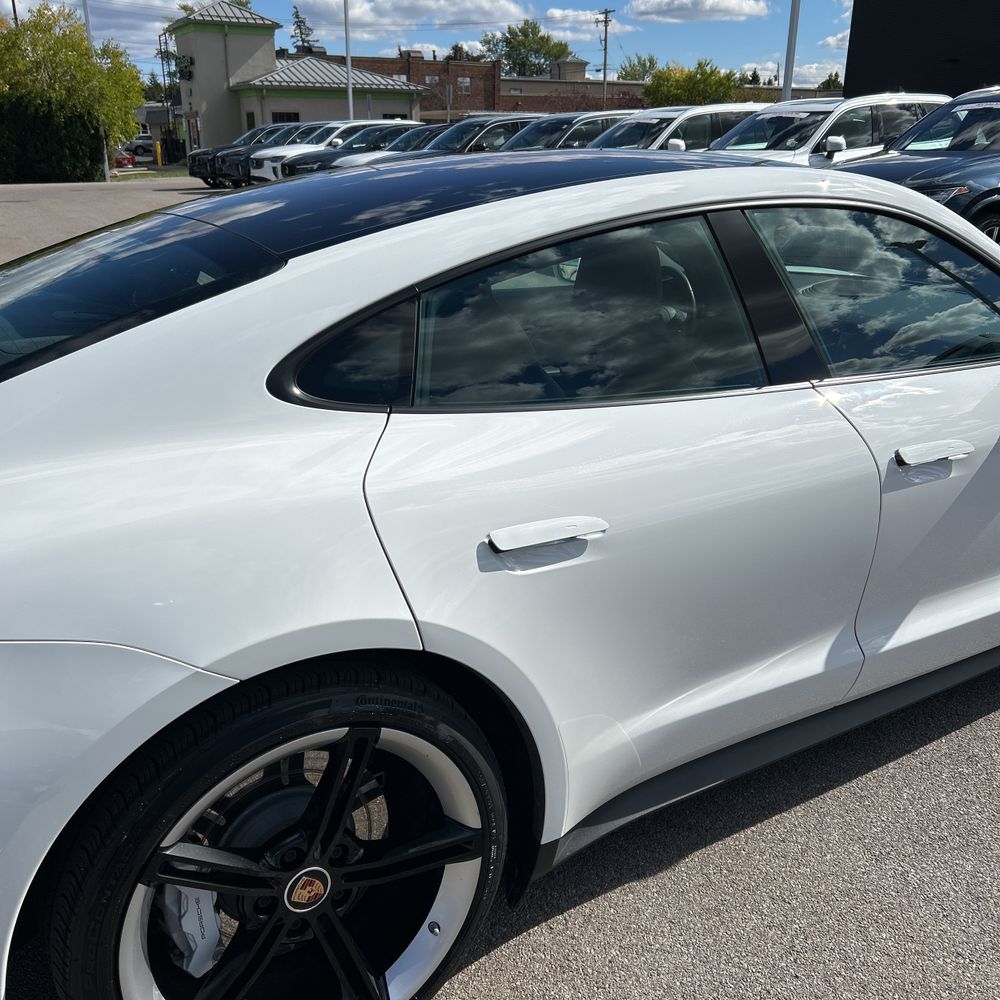 2021 Porsche Taycan Base