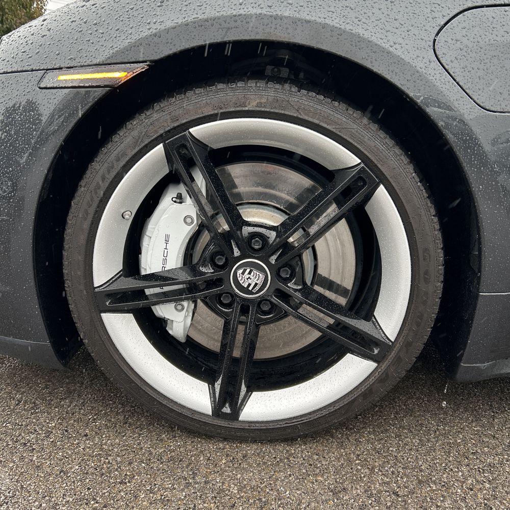 2022 Porsche Taycan Base