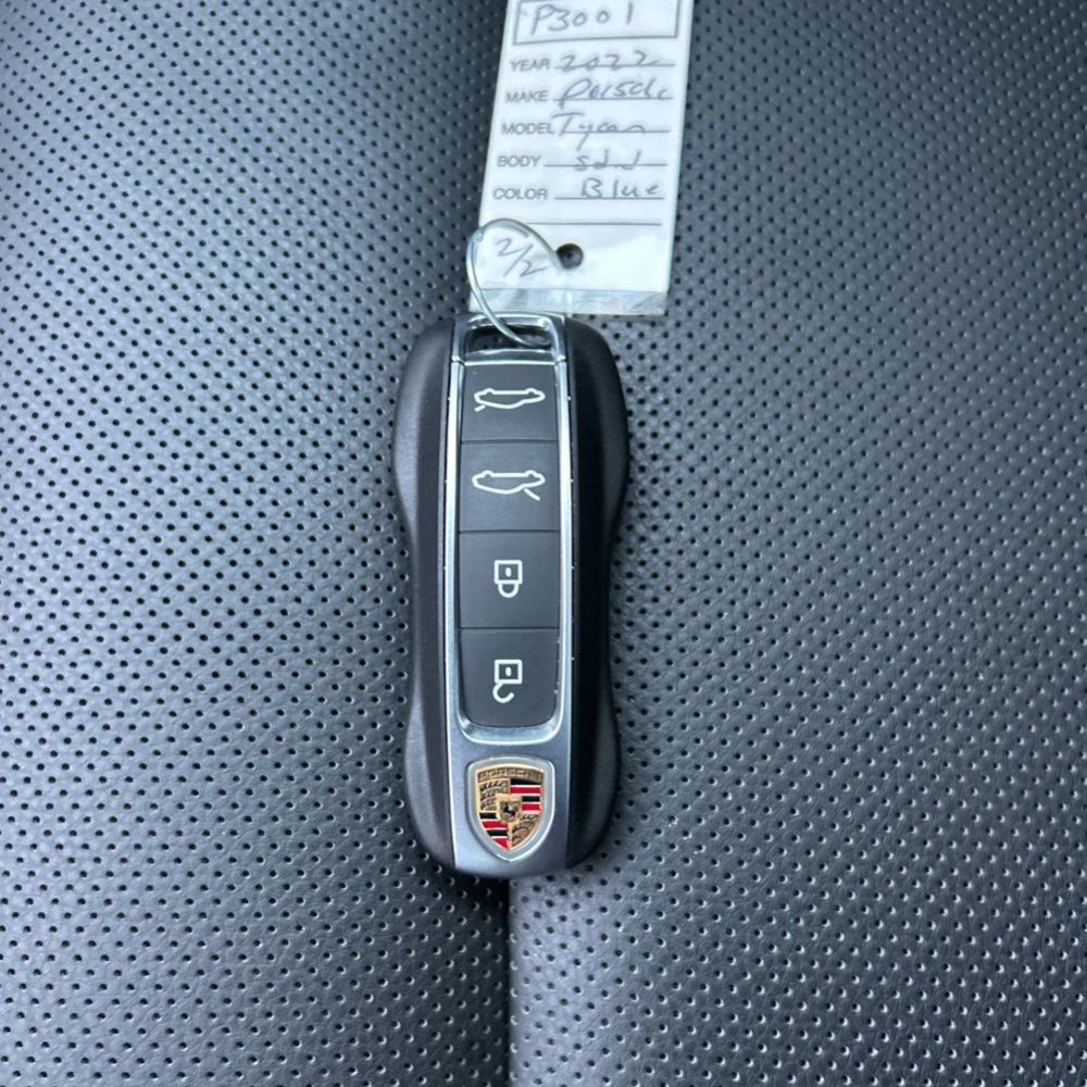 2022 Porsche Taycan Base