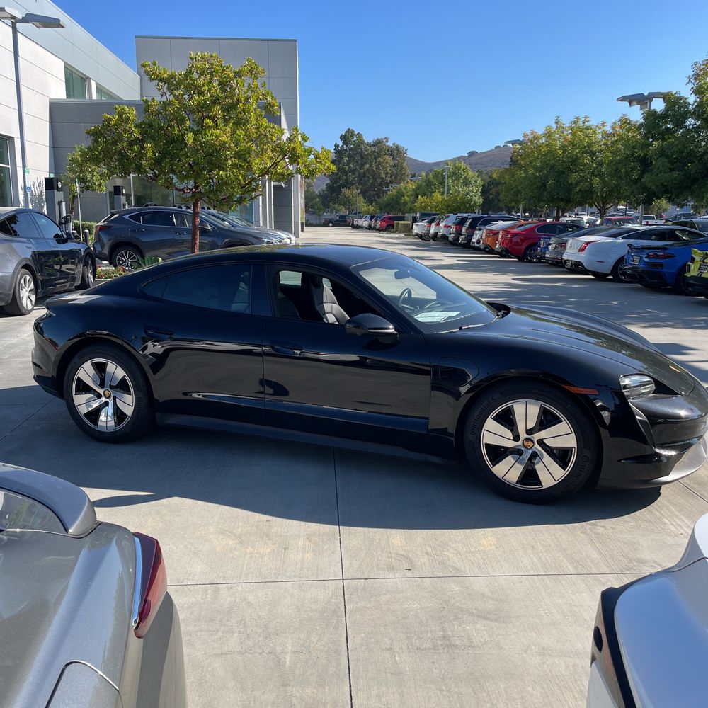 2023 Porsche Taycan Base