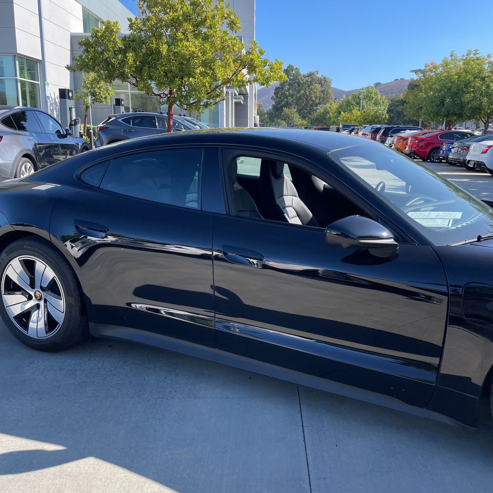 2023 Porsche Taycan Base