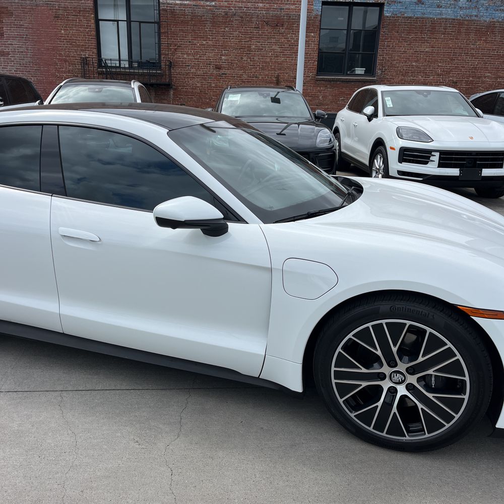 2021 Porsche Taycan Base