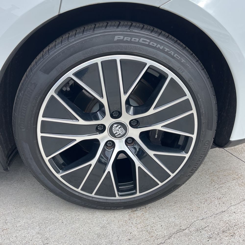 2021 Porsche Taycan Base