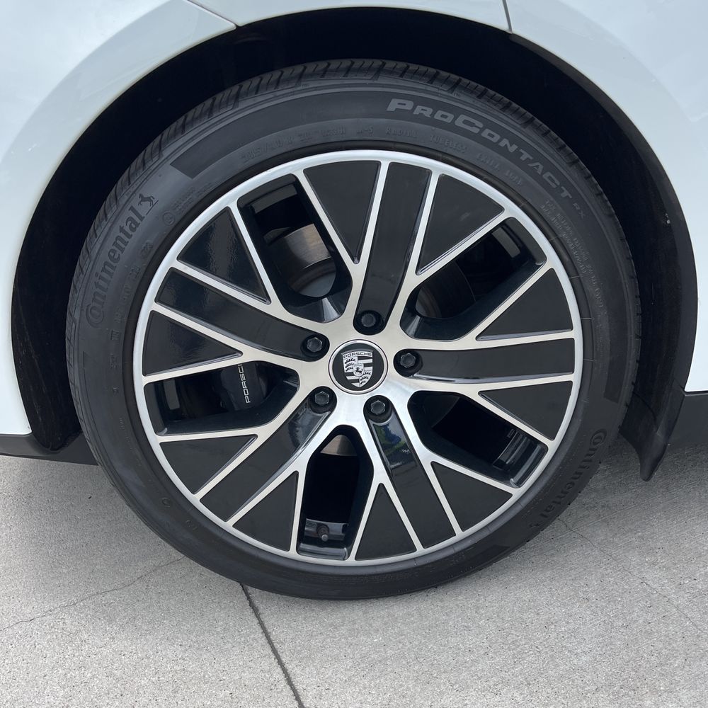 2021 Porsche Taycan Base