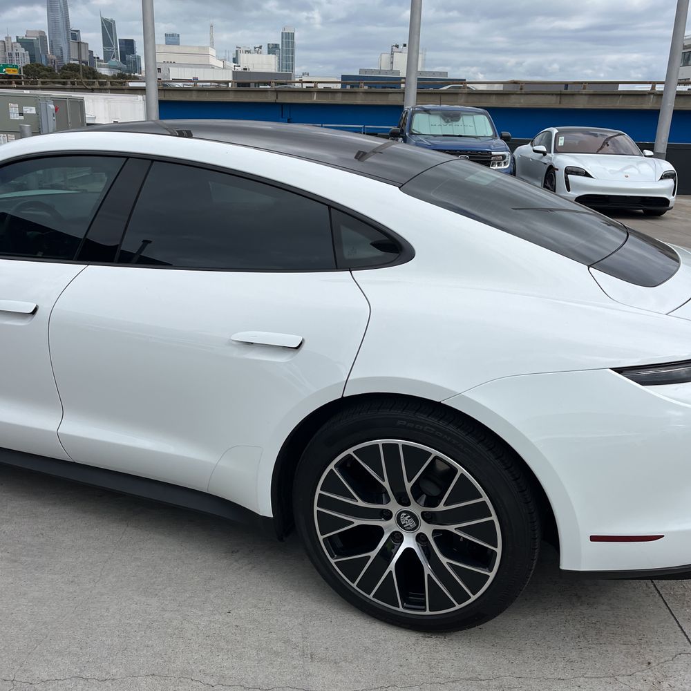 2021 Porsche Taycan Base
