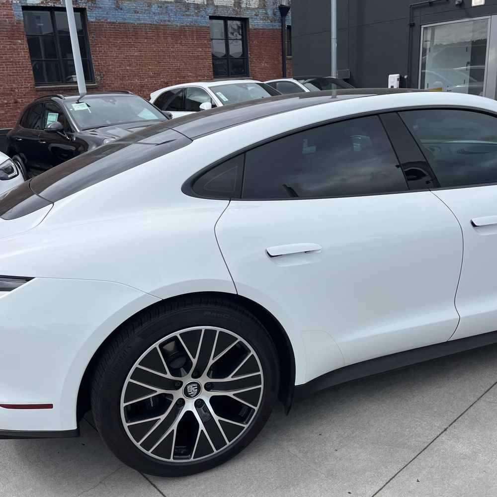 2021 Porsche Taycan Base