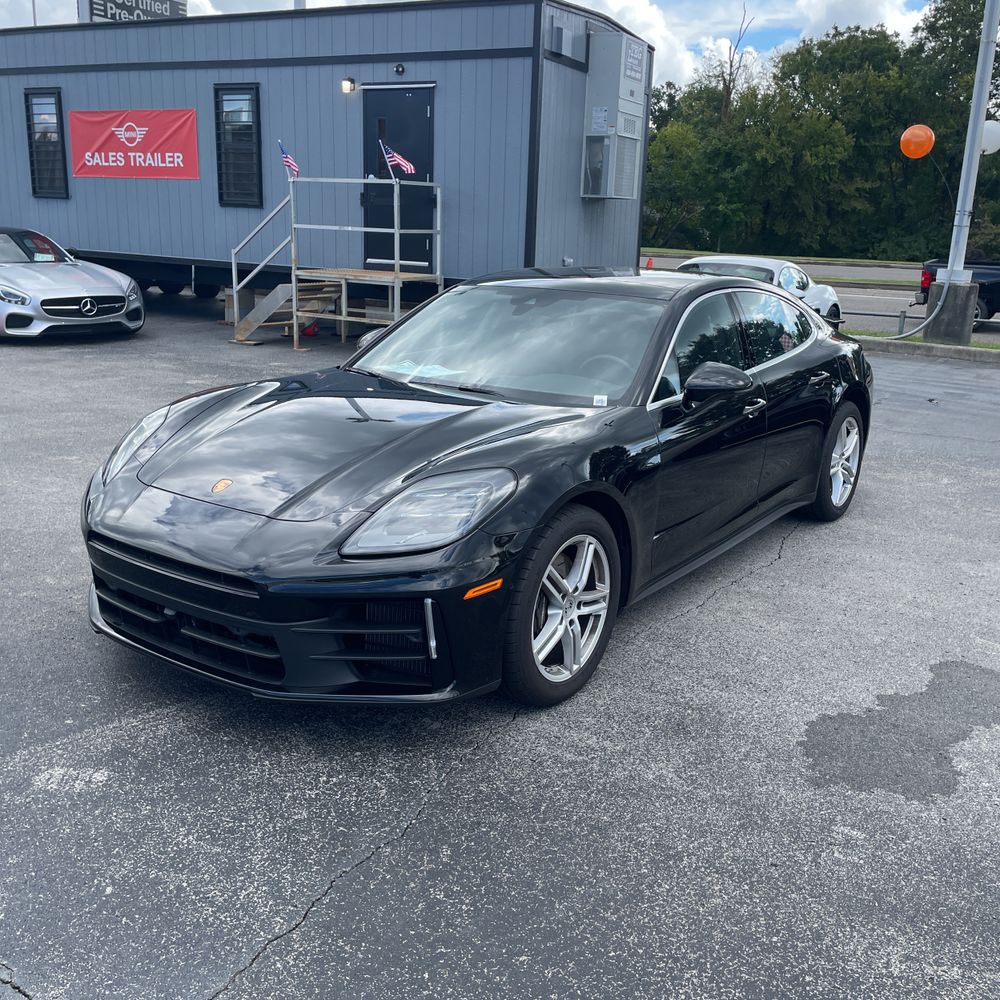 2025 Porsche Panamera 4