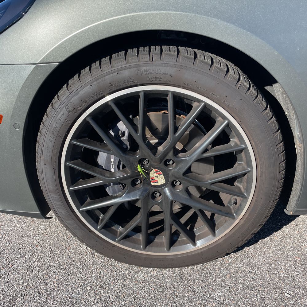 2025 Porsche Panamera 4
