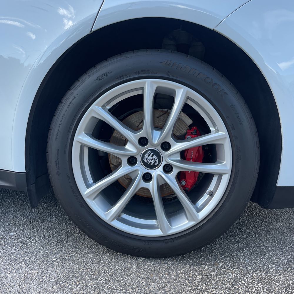 2023 Porsche Panamera 4S
