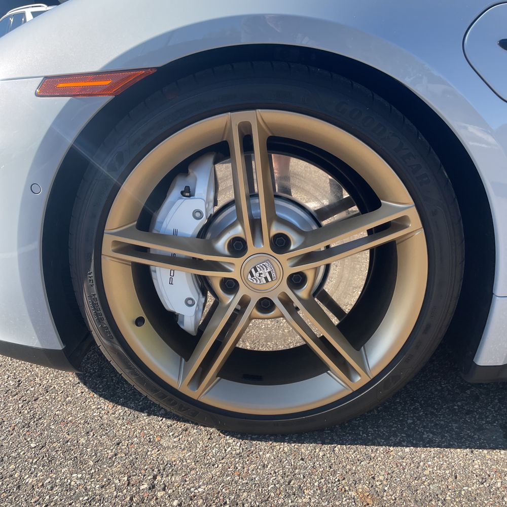 2024 Porsche Taycan 4S