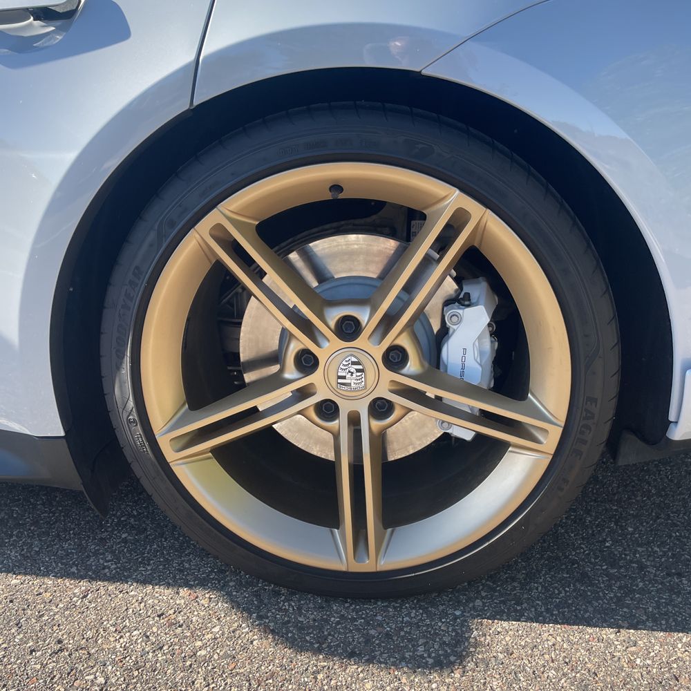 2024 Porsche Taycan 4S