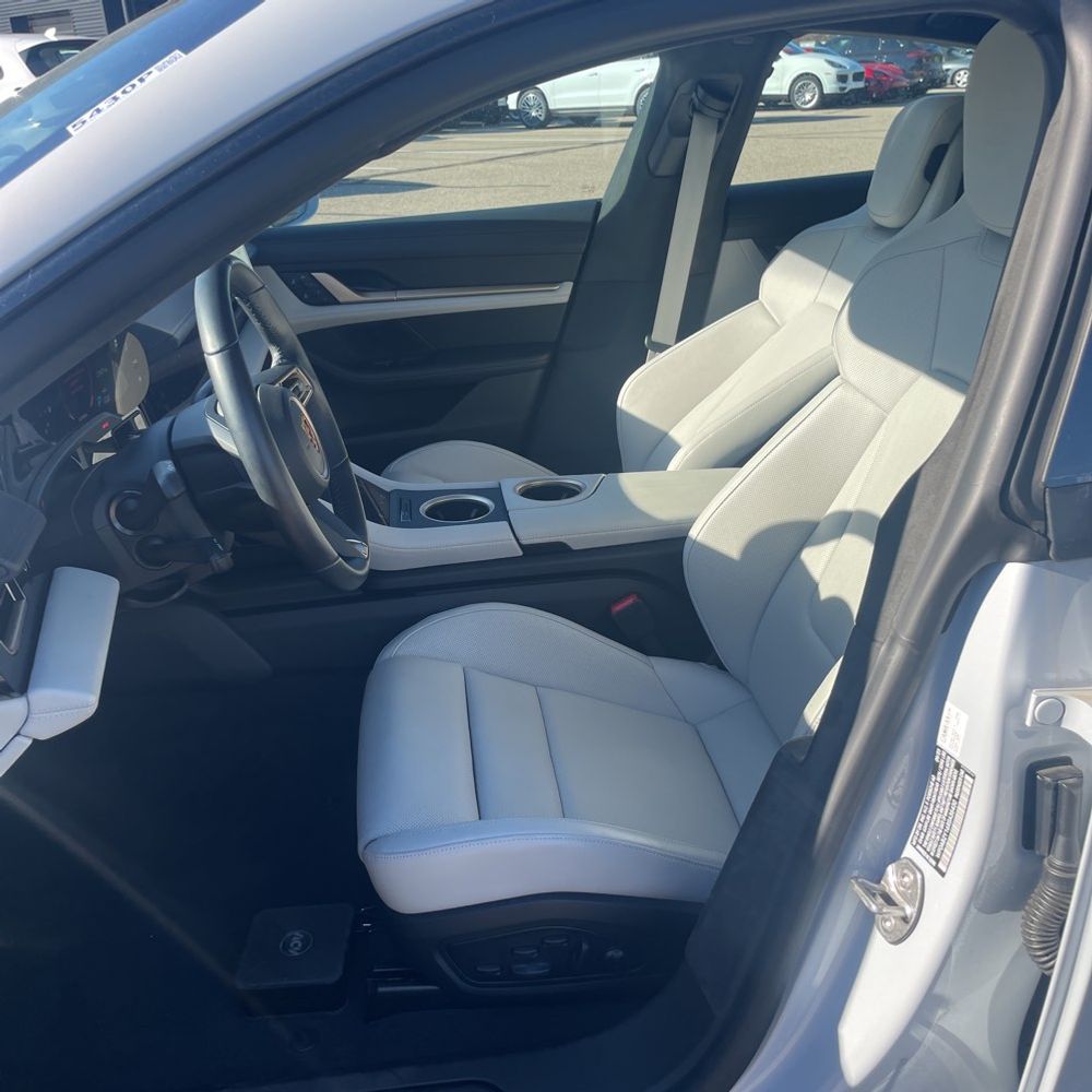 2024 Porsche Taycan 4S
