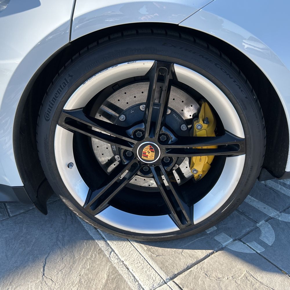 2020 Porsche Taycan Turbo S