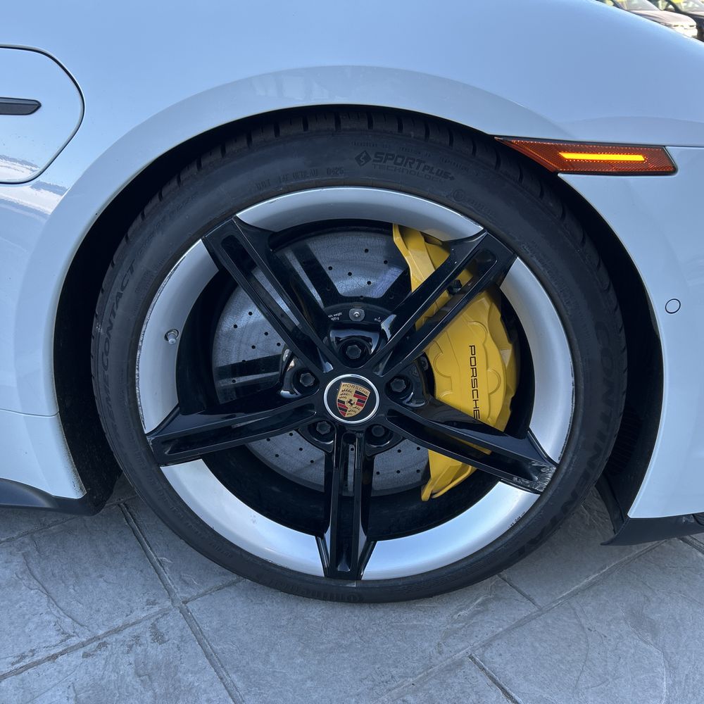 2020 Porsche Taycan Turbo S