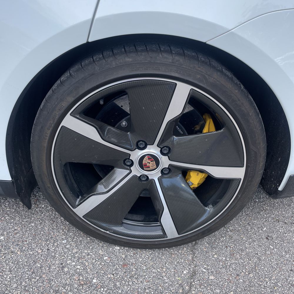 2020 Porsche Taycan Turbo S