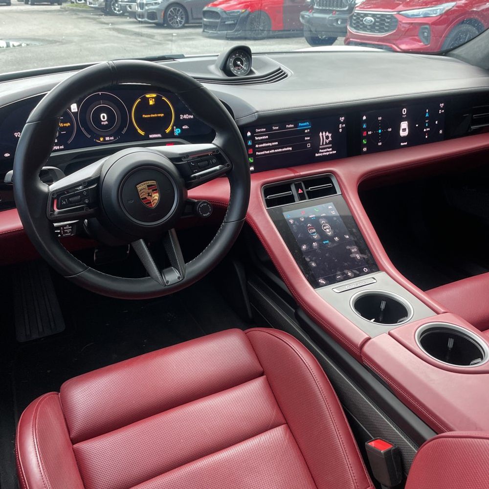 2020 Porsche Taycan Turbo S